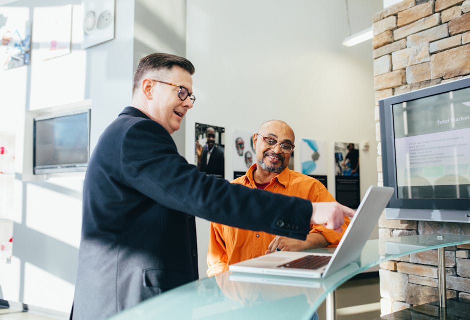 How CRM Software Helps Align Sales and Marketing Teams